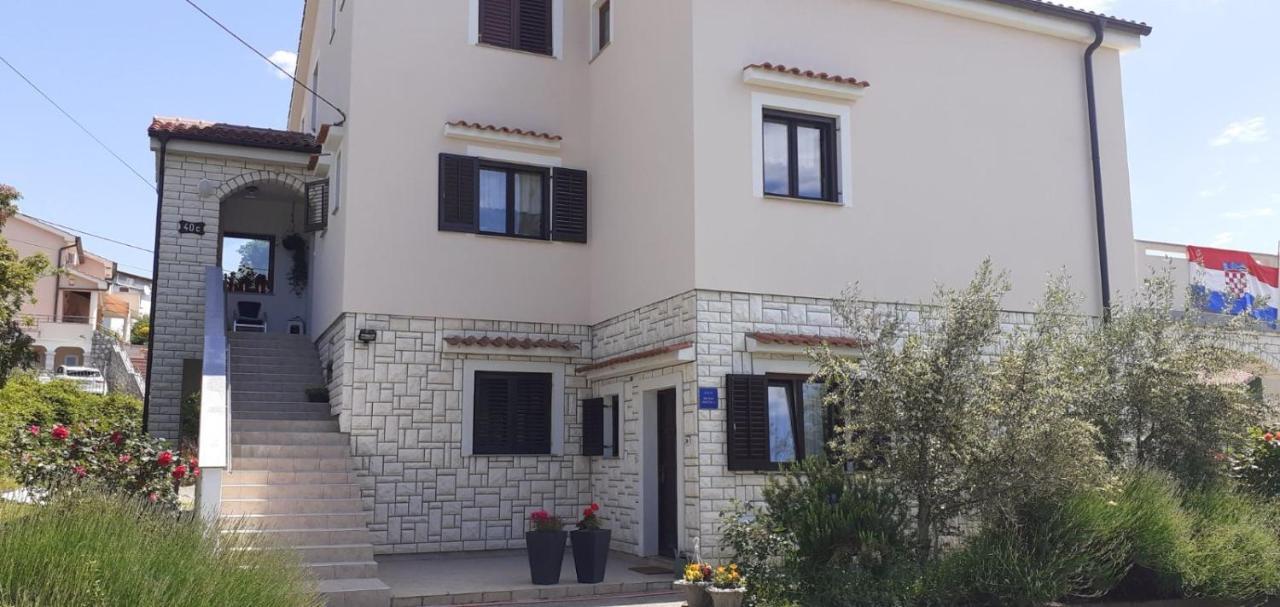 Studio Apartman Kris Marinici  المظهر الخارجي الصورة