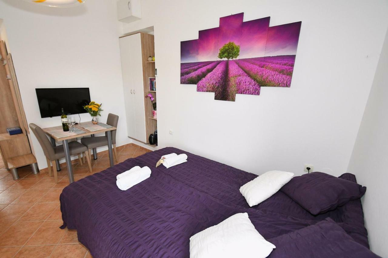Studio Apartman Kris Marinici  المظهر الخارجي الصورة